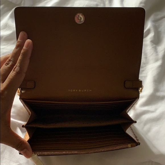 Tory burch brown with gold chain - Picture 3 of 4
